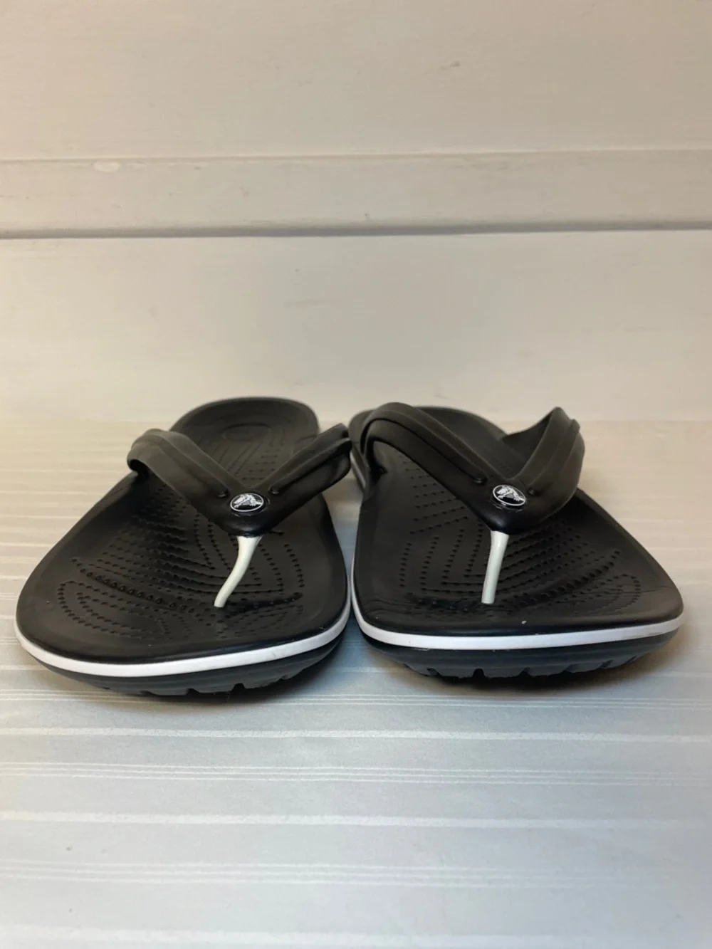 Crocs Crocband Flip Flop black flat beach casual sandals women’s size 10 - Picture 7 of 11